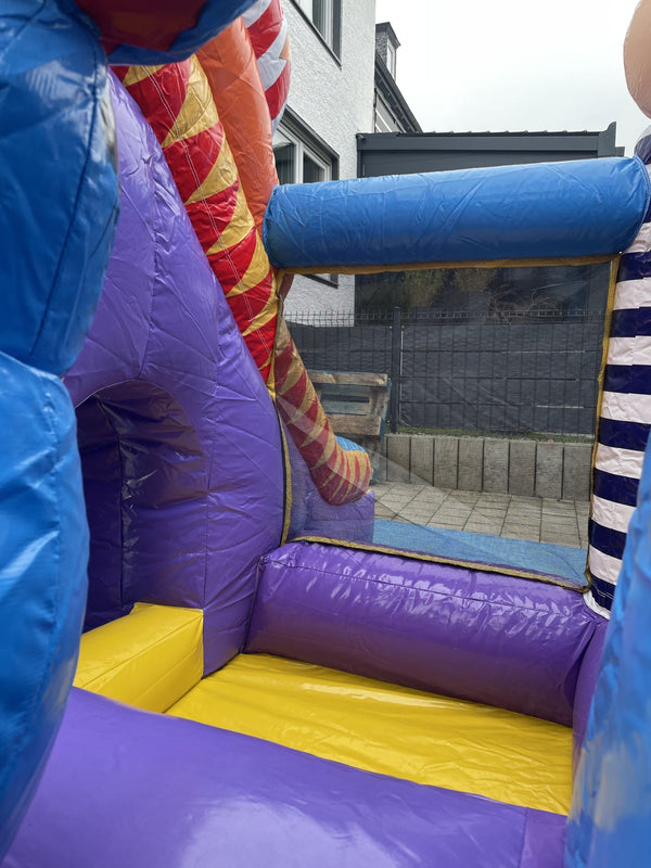 Hüpfburg Circus Circus