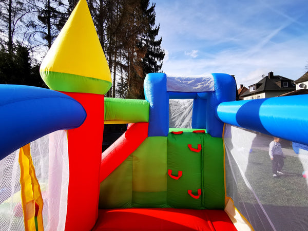 Hüpfburg Schlosshaus