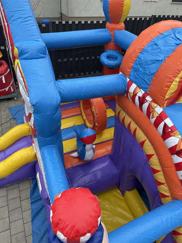 Hüpfburg Circus Circus